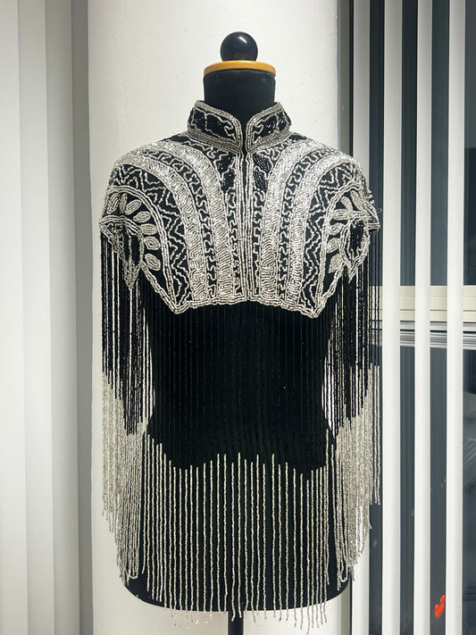 Noir Cape